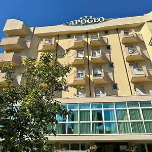 3* Hotel Apogeo